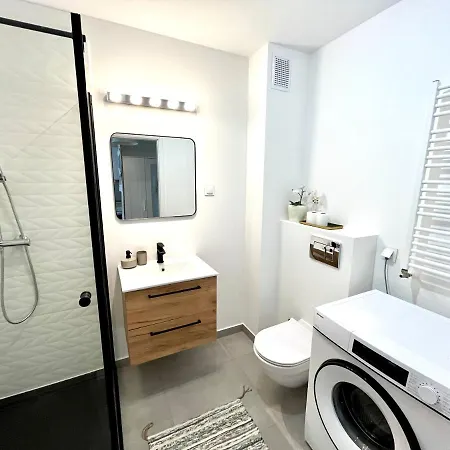 Rent A - Nowoczesny I Przytulny Apartament - Zdrovo 2023 ホテル