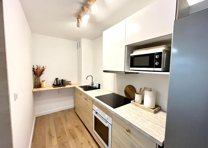 Hotel Rent A - Nowoczesny I Przytulny Apartament - Zdrovo 2023